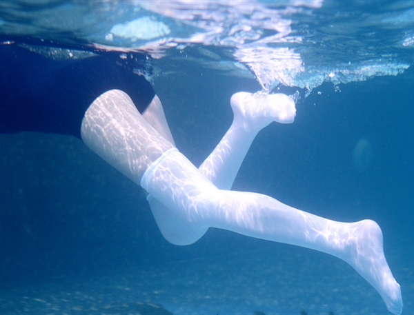 网购泳衣很便宜？ 百元以下的泳衣合格率只有25%